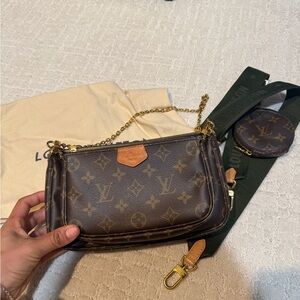 Louis Vuitton Multi Pochette Accessoires